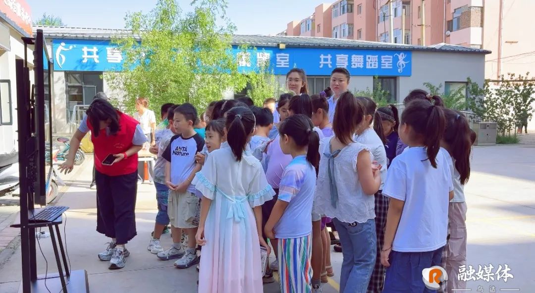 “共享媽媽”帶娃玩非遺，烏達童心遇上千年技藝